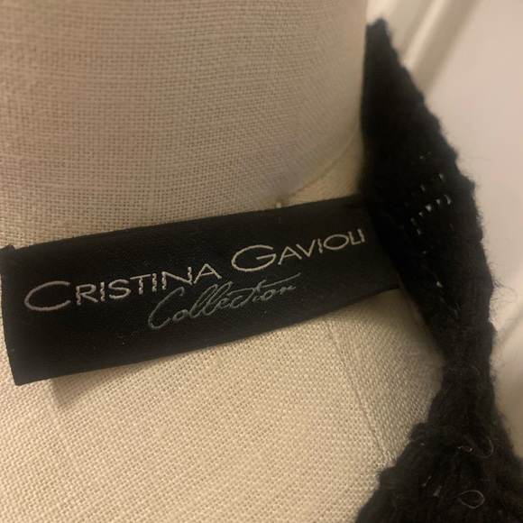 Elegant Black Knit Sweater - Picture 8 of 9